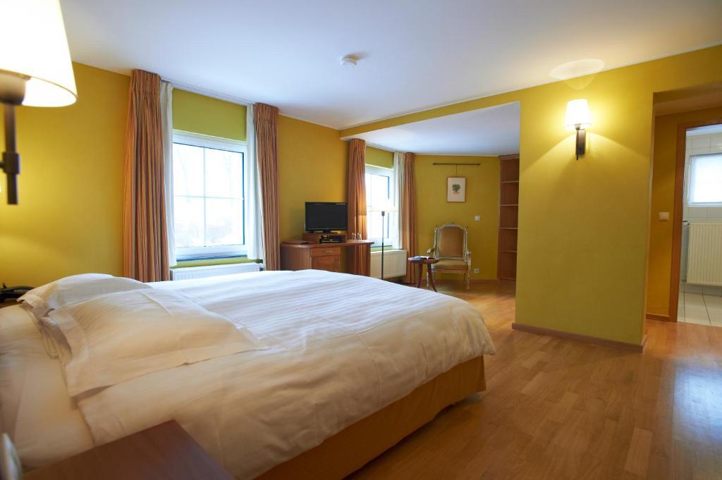 Hotel Manoir Kasselslay Clerf Zimmer foto