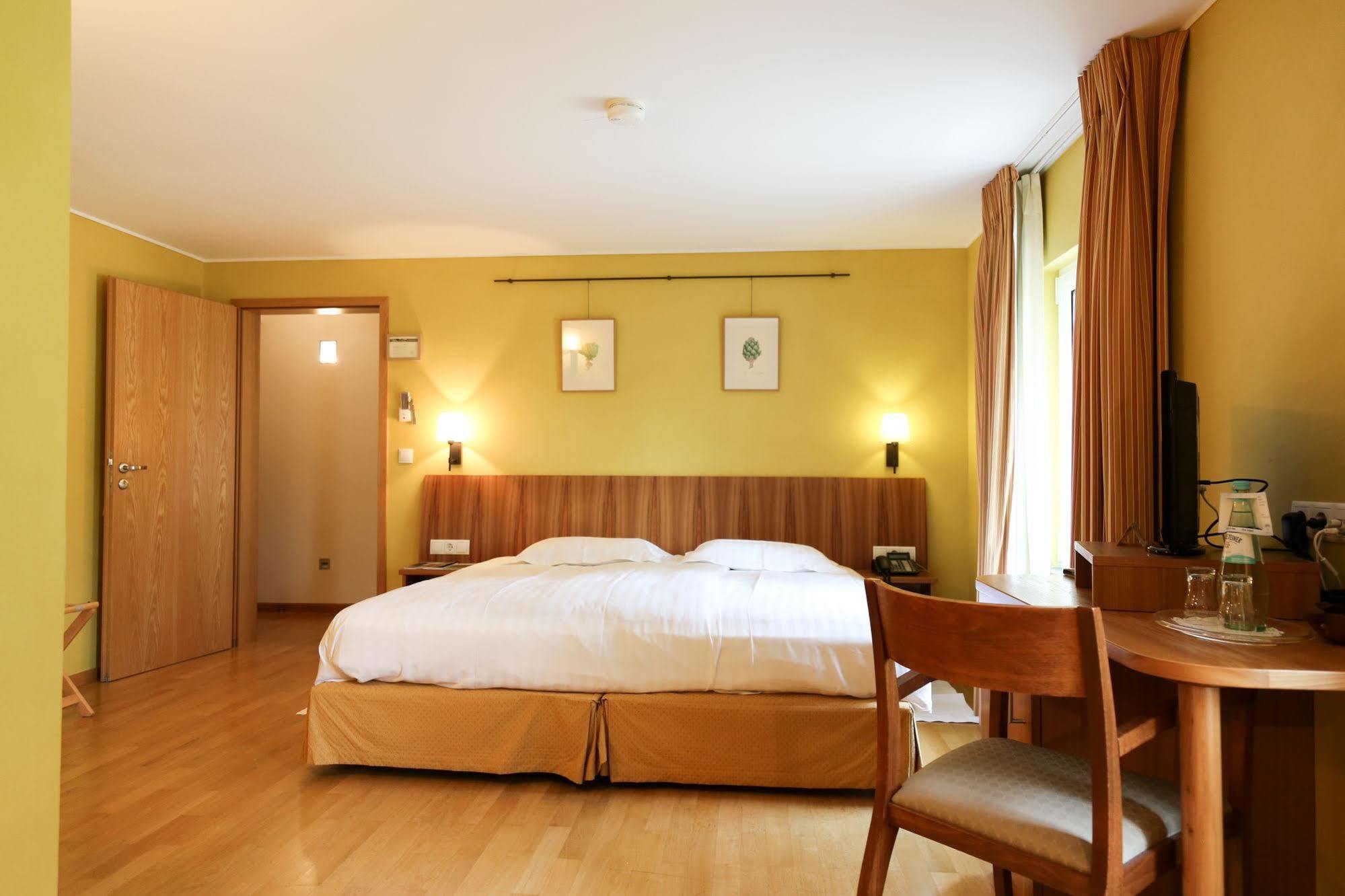 Hotel Manoir Kasselslay Clerf Exterior foto